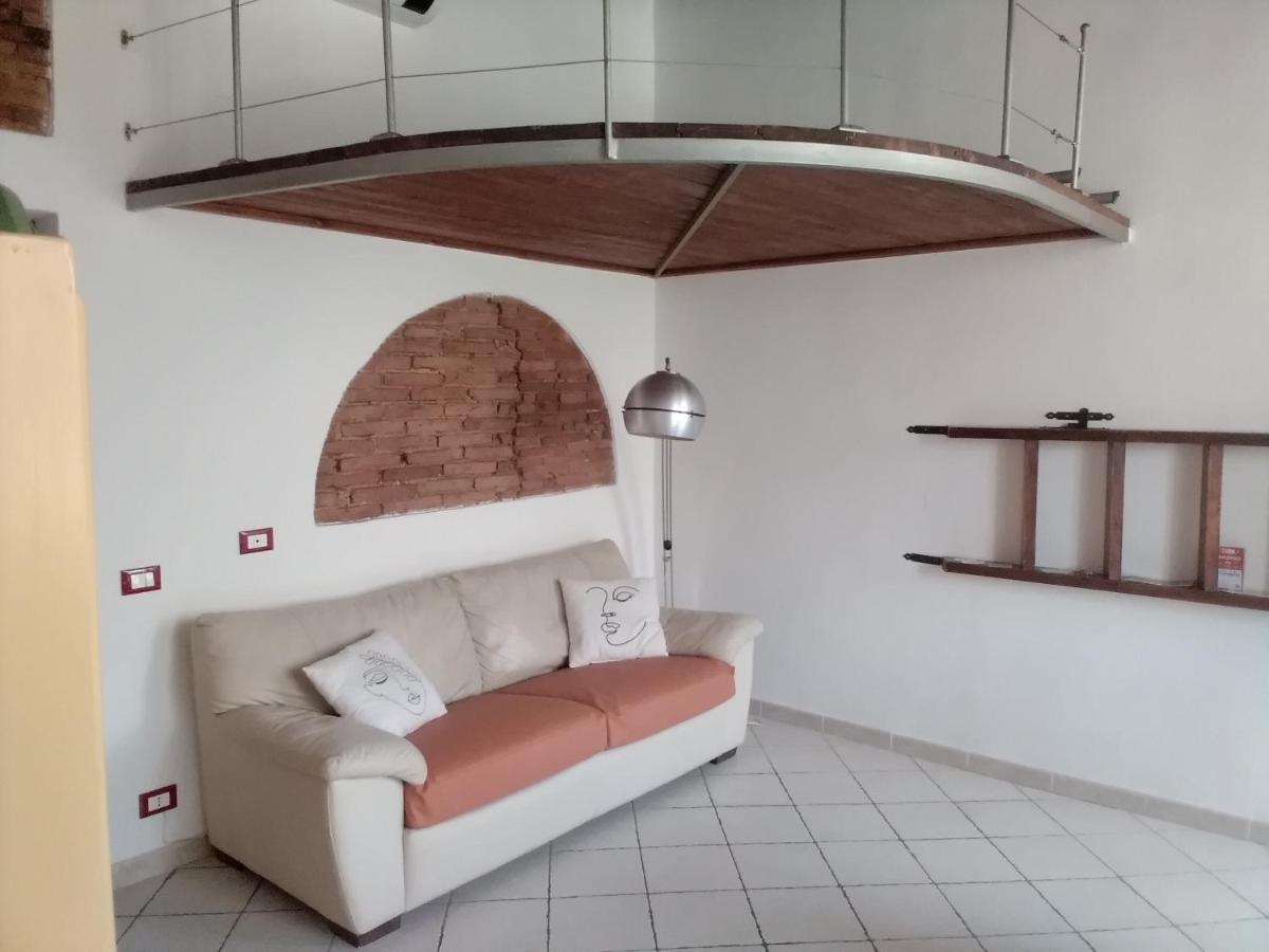 فيلا Casina Del Porto ليفورنو المظهر الخارجي الصورة