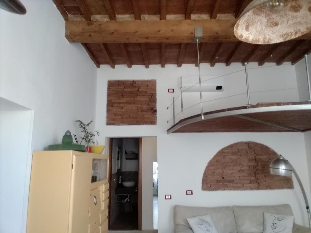 فيلا Casina Del Porto ليفورنو المظهر الخارجي الصورة