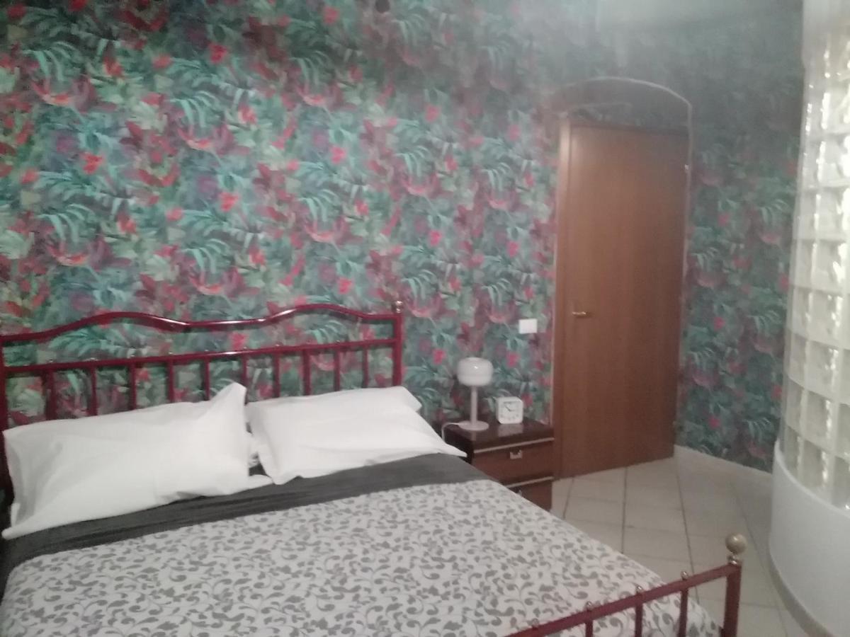 فيلا Casina Del Porto ليفورنو المظهر الخارجي الصورة